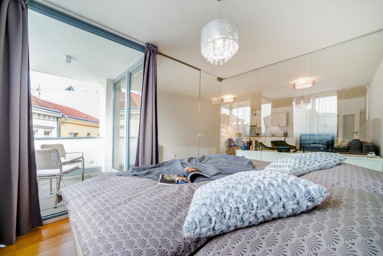 Mill Apartments 布尔诺 外观 照片
